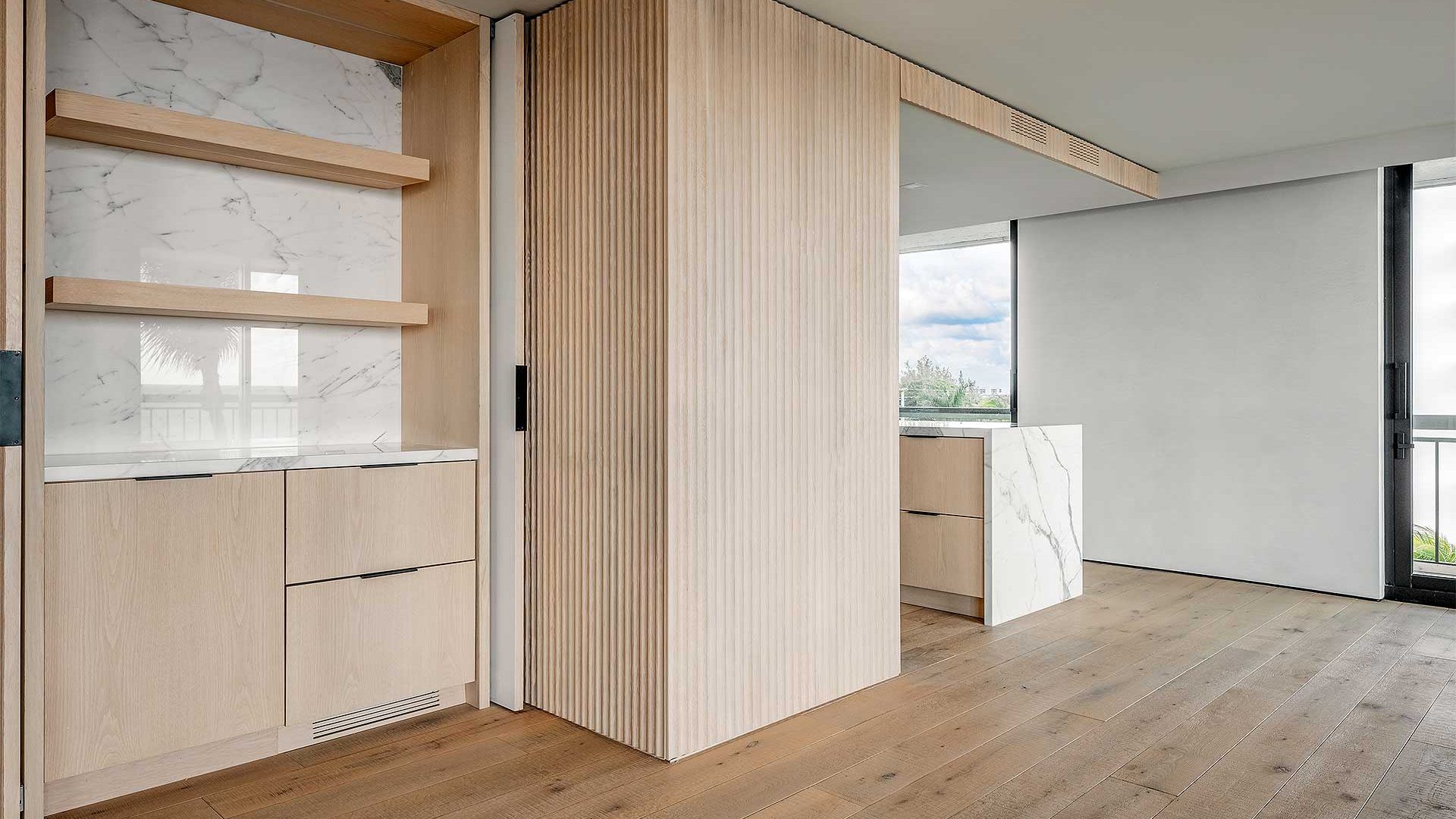 401BrightonCondo_002