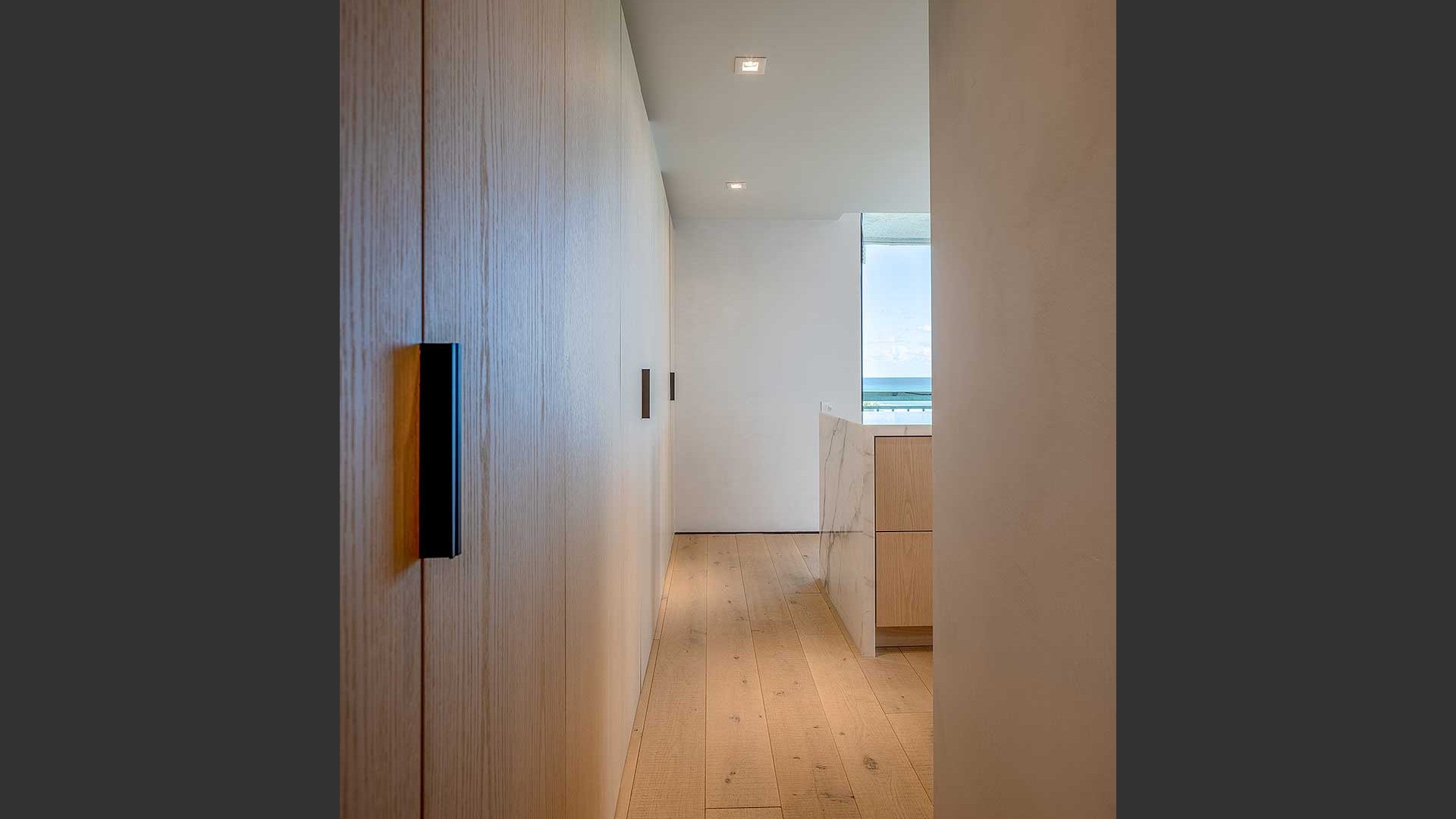 401BrightonCondo_011